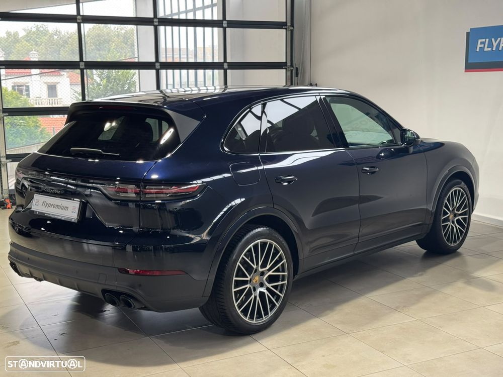 Porsche Cayenne E-Hybrid Platinum Edition - 10