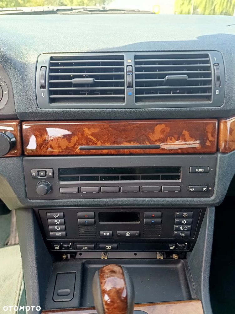 BMW Seria 5 - 16