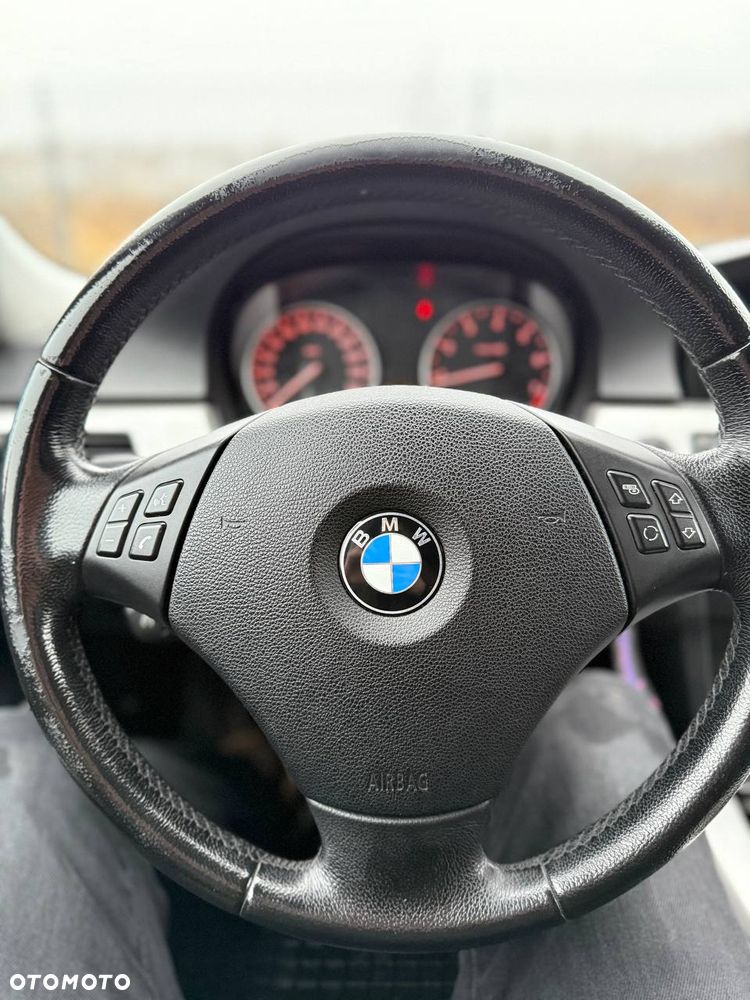BMW Seria 3 - 30