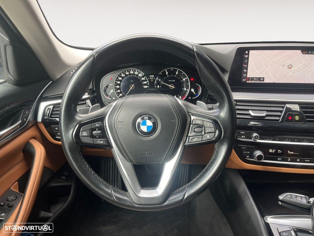 BMW 520 d Line Luxury Auto - 12