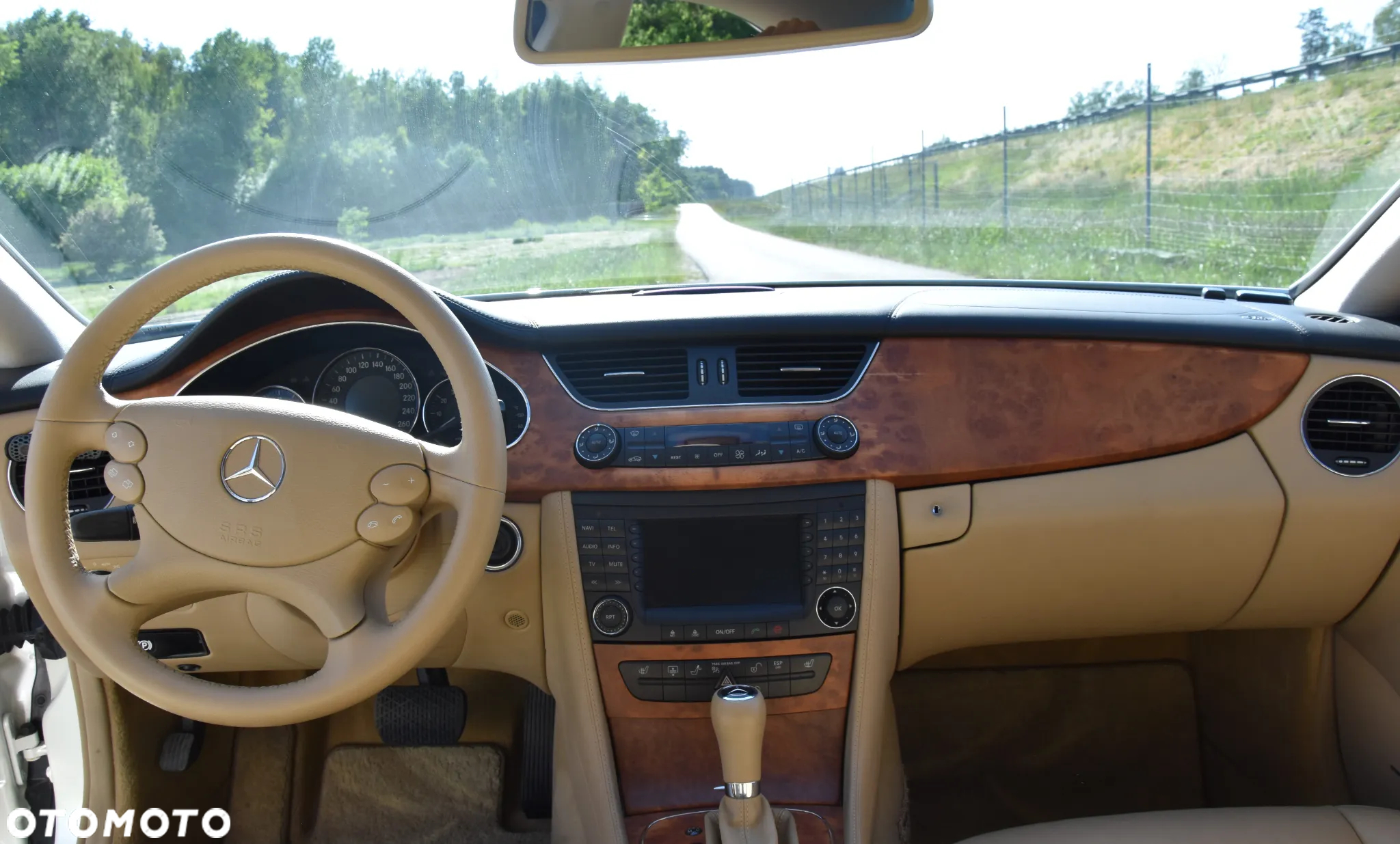 Mercedes-Benz CLS - 11
