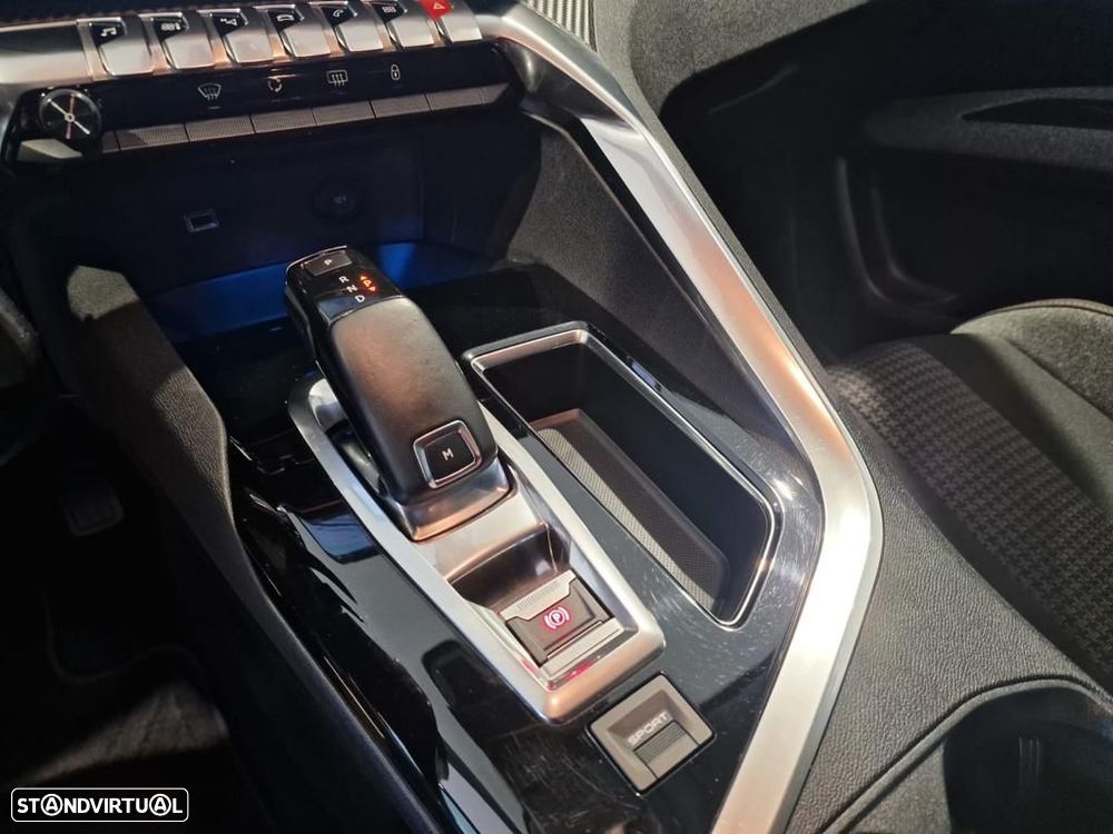 Peugeot 3008 BlueHDi 130 Stop & Start EAT8 Active - 18