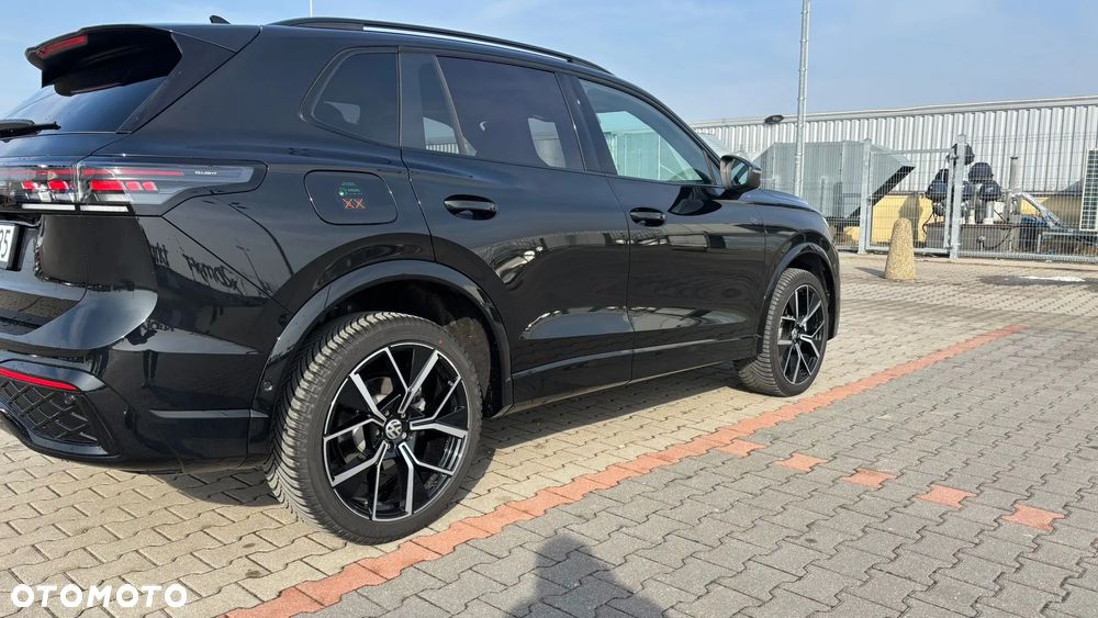 Volkswagen Tiguan 2.0 TDI 4Mot R-Line Plus DSG - 6