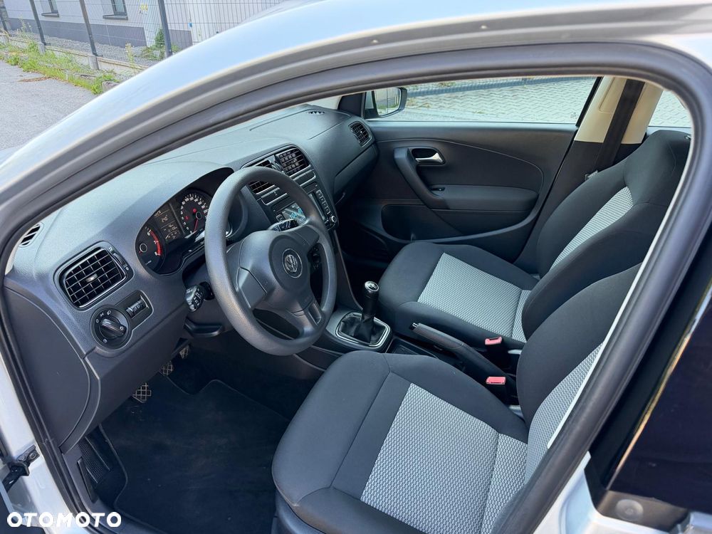 Volkswagen Polo 1.4 Comfortline - 17