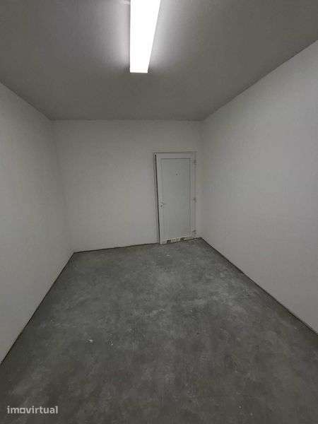 Espaço para arrendar - Grande imagem: 2/3
