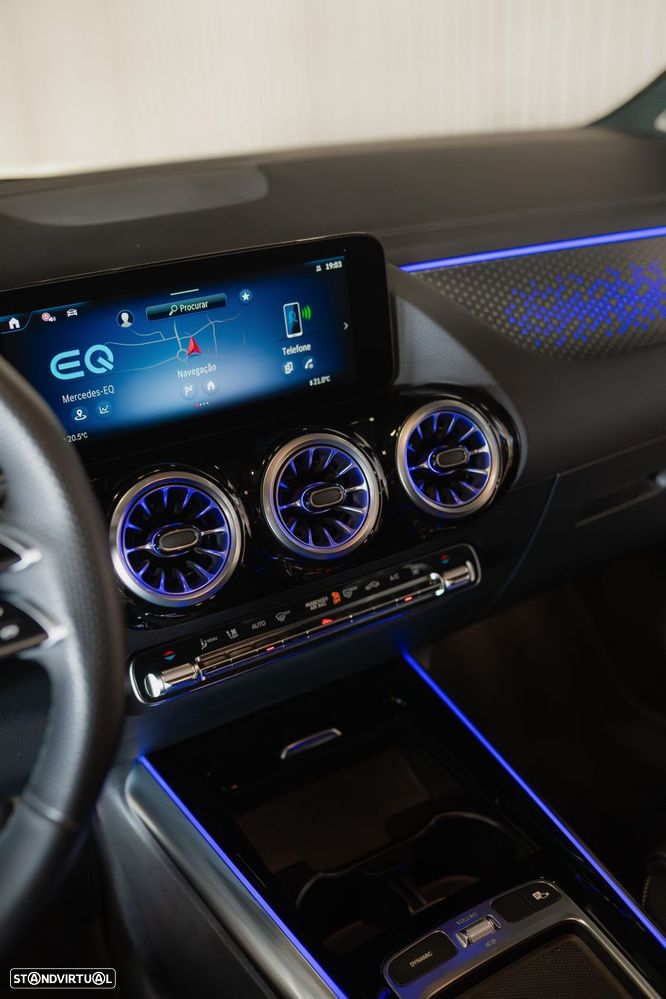 Mercedes-Benz EQA 300 4Matic AMG Line - 54