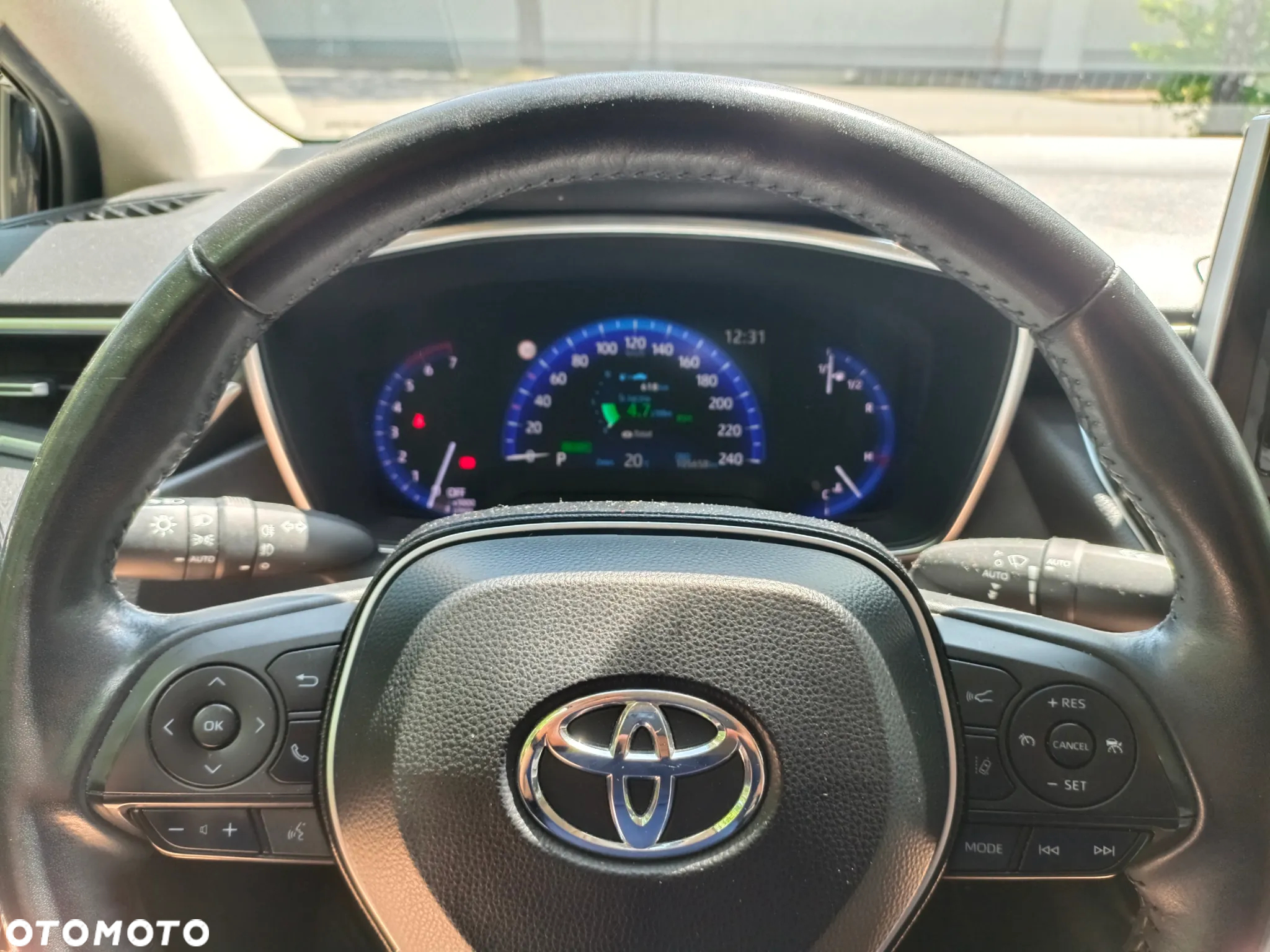 Toyota Corolla 1.8 Hybrid GPF Executive - 6