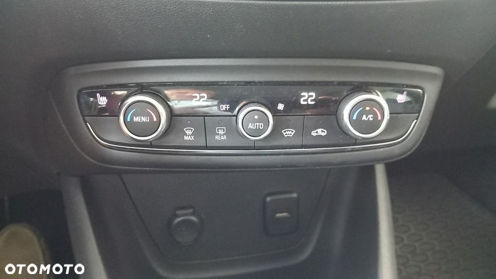 Opel Crossland X - 21