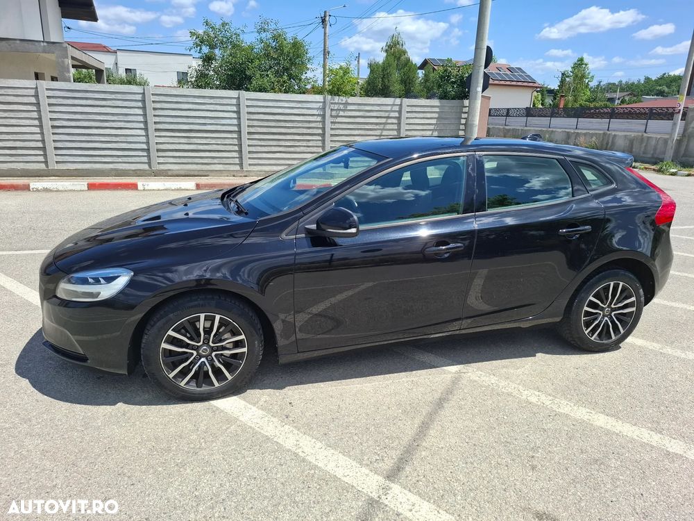 Volvo V40 D3 Aut. Momentum - 23