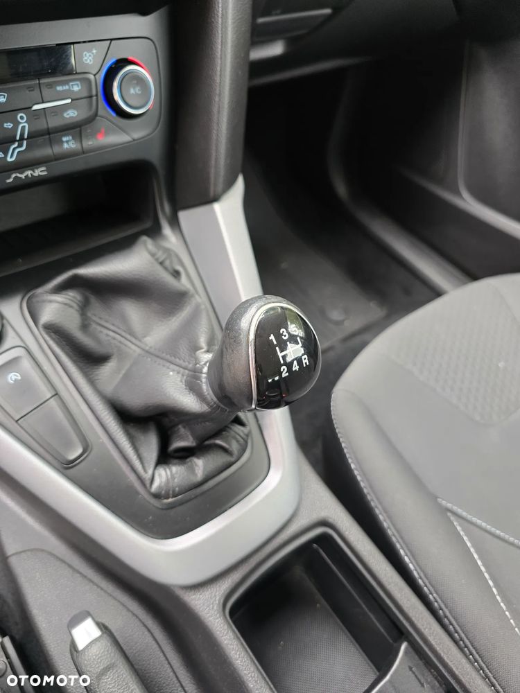 Ford Focus - 18