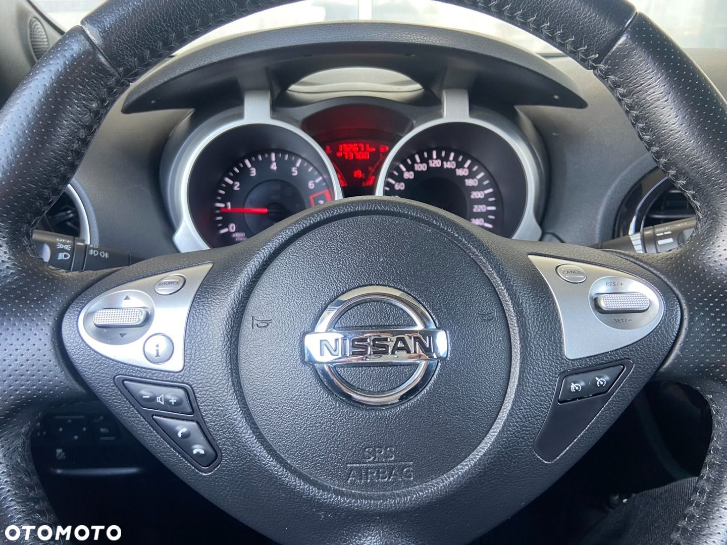 Nissan Juke 1.6 N-Tec - 16