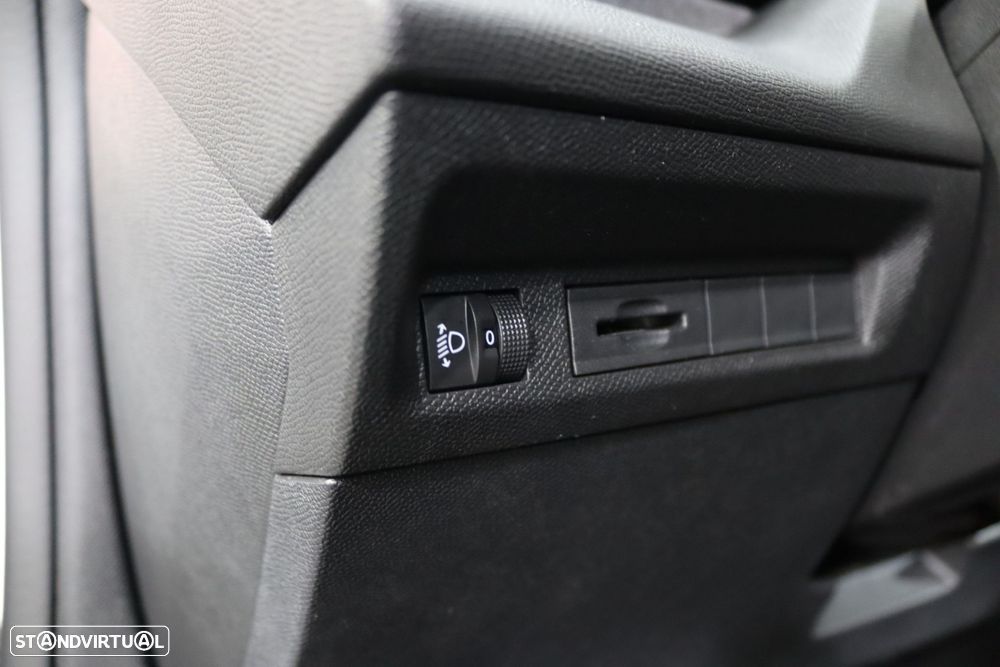 Peugeot 308 SW 1.2 PureTech Allure EAT8 - 11