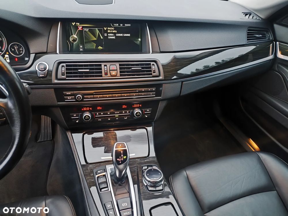 BMW Seria 5 535d xDrive Sport-Aut Modern Line - 13