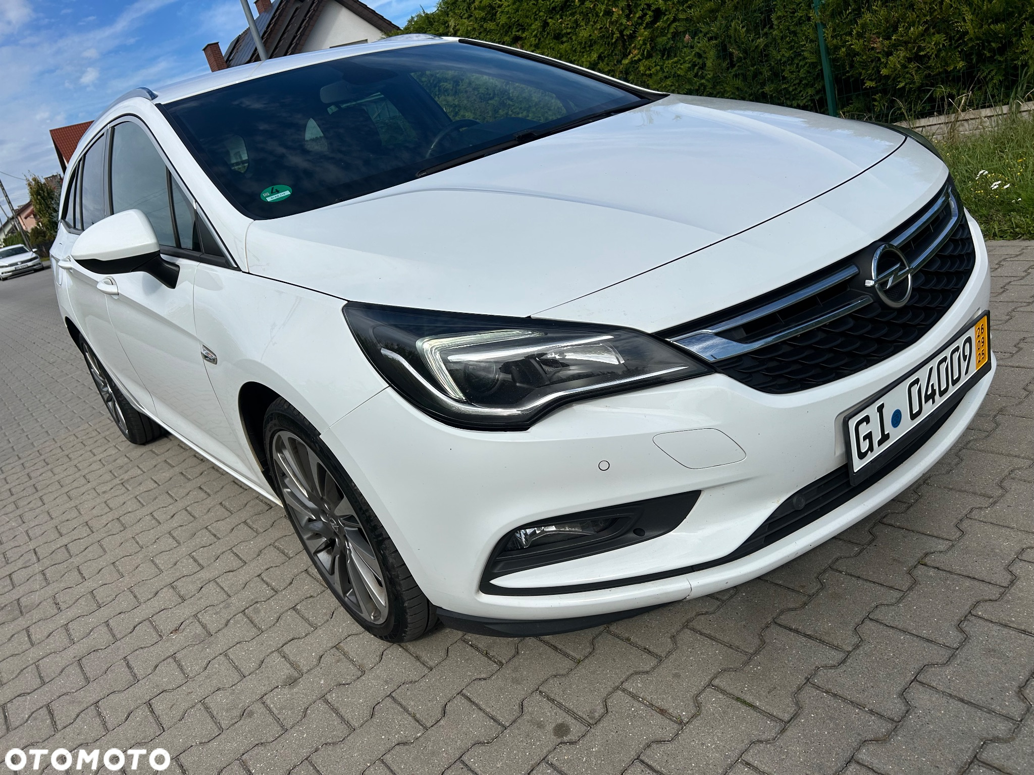 Opel Astra 1.6 BiTrb D (CDTI) Start/Stop Sports Tourer Business - 3