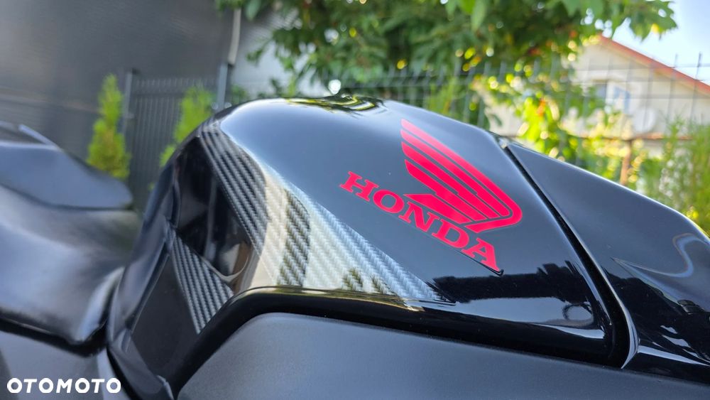 Honda CBR - 19