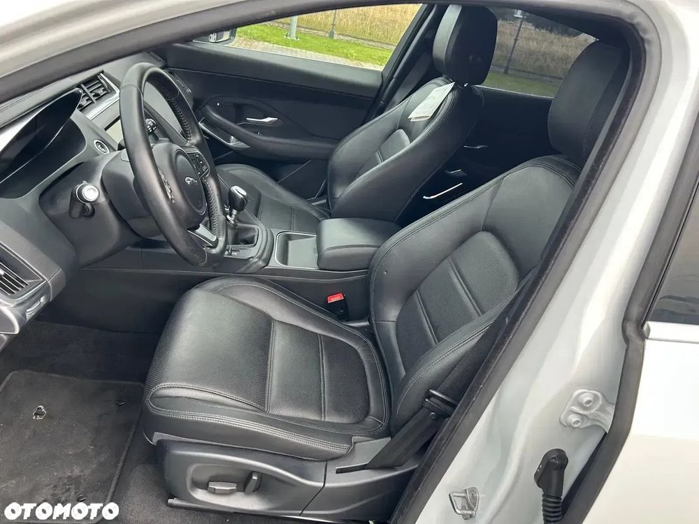 Jaguar E-Pace 2.0 i4D FWD S - 12