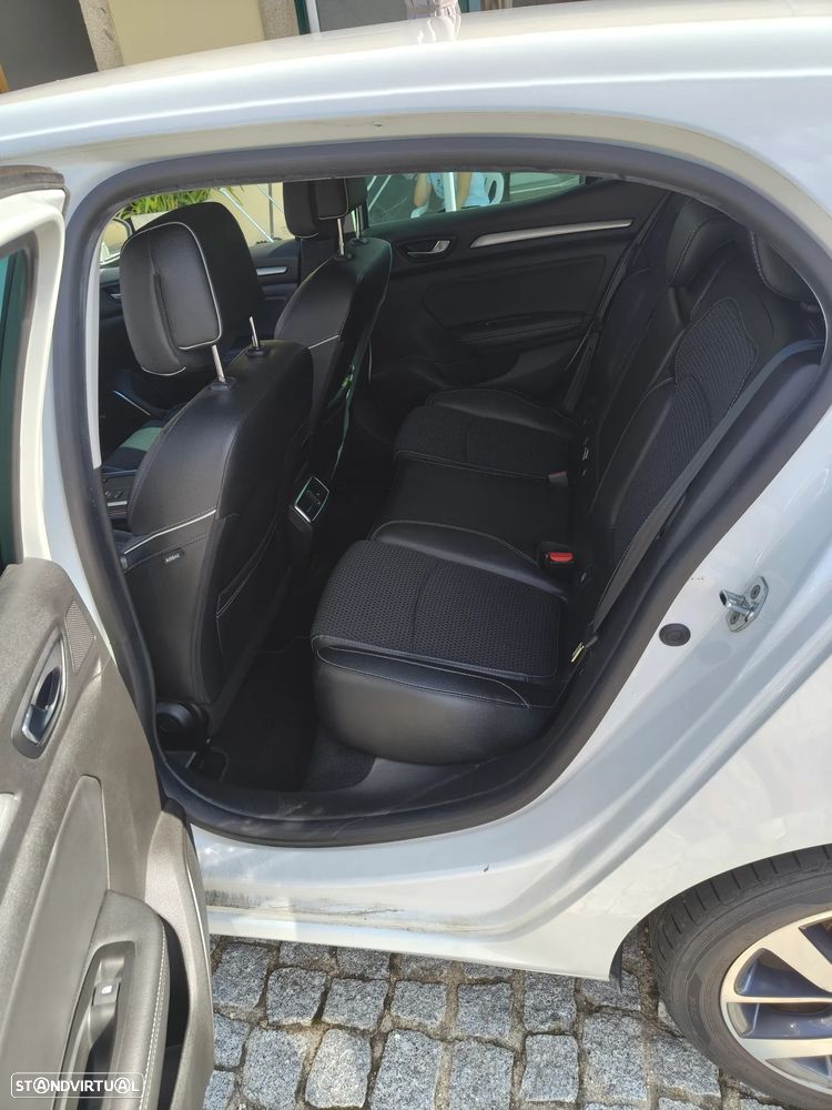 Renault Mégane 1.5 dCi Bose Edition - 16