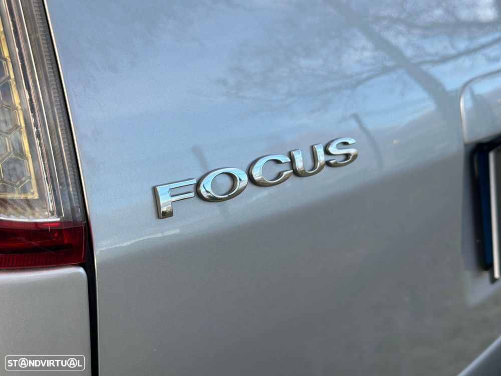 Ford Focus SW 1.6 TDCi Ambiente - 10