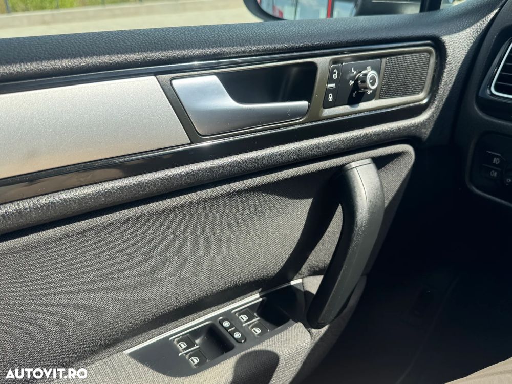 Volkswagen Touareg 3.0 V6 TDI BMT - 14