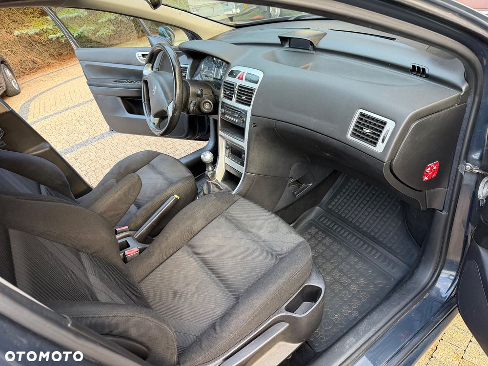 Peugeot 307 1.6 HDi - 18