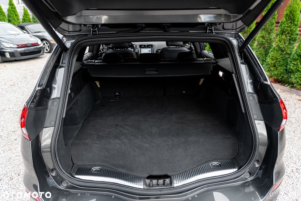 Ford Mondeo - 22