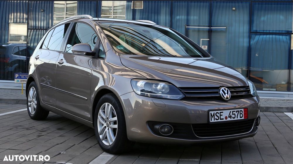 Volkswagen Golf 2.0 TDI Trendline DSG - 2