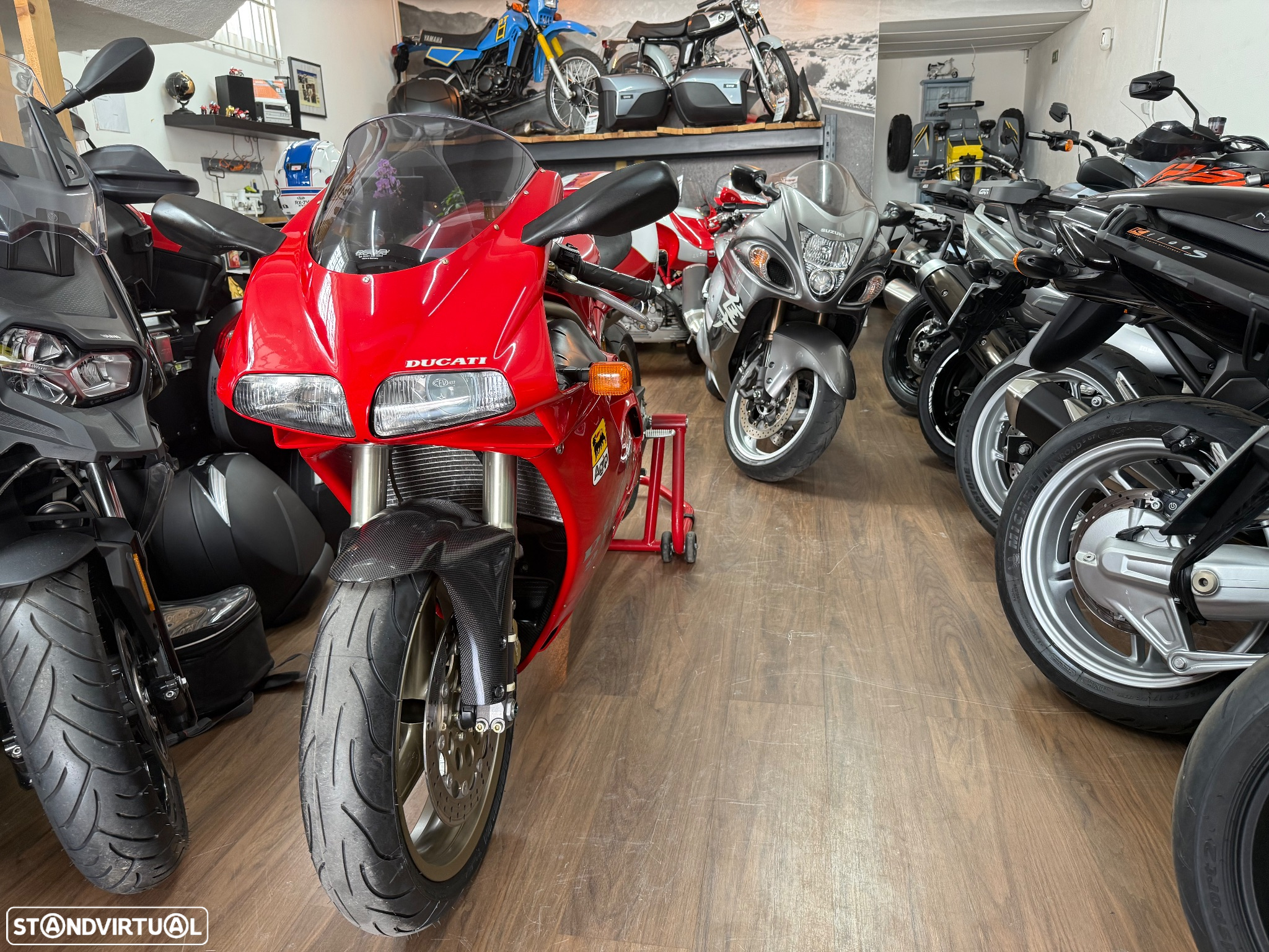 Ducati 916 - 14