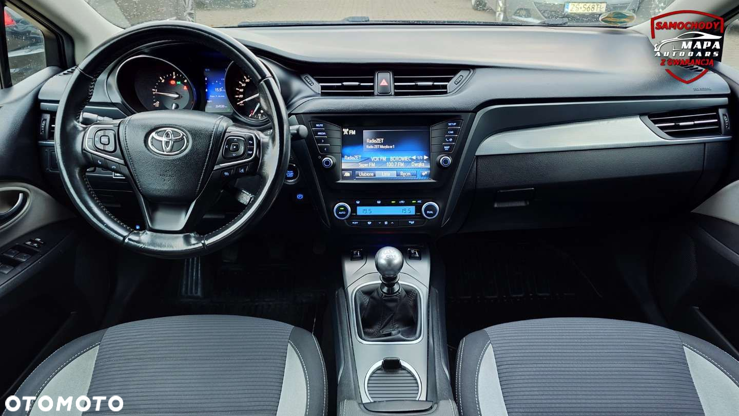 Toyota Avensis - 5