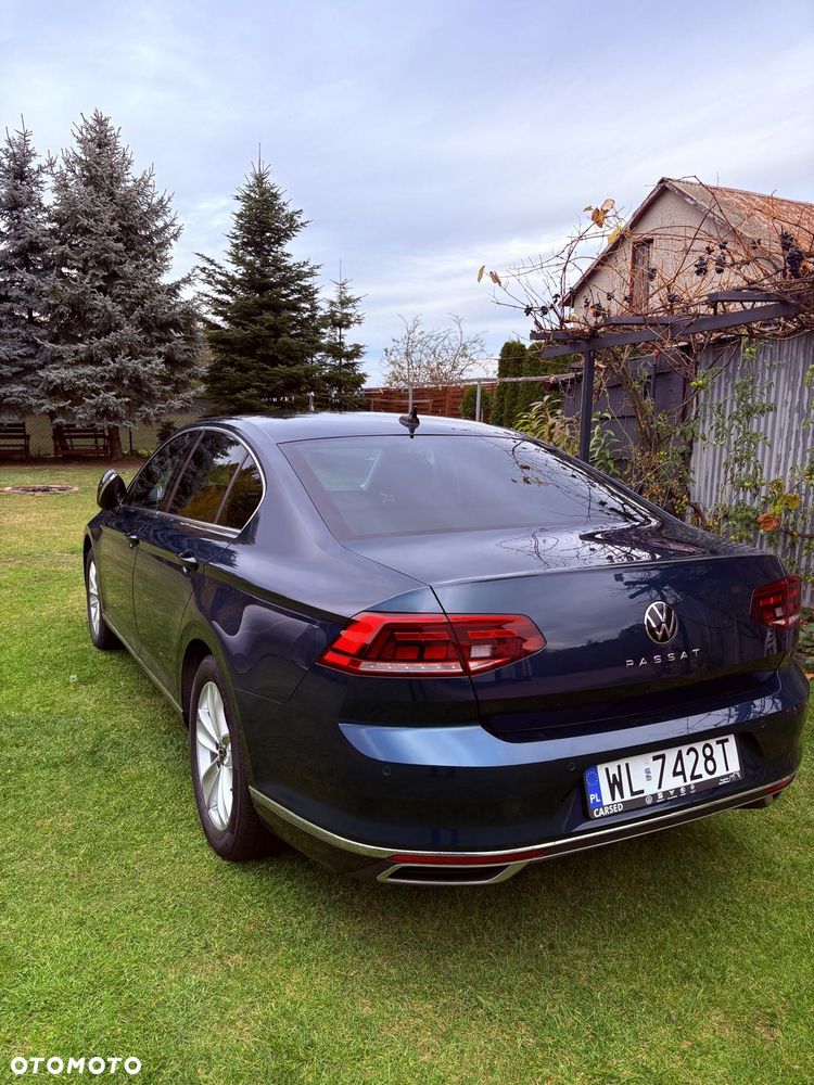 Volkswagen Passat 2022 photo 5