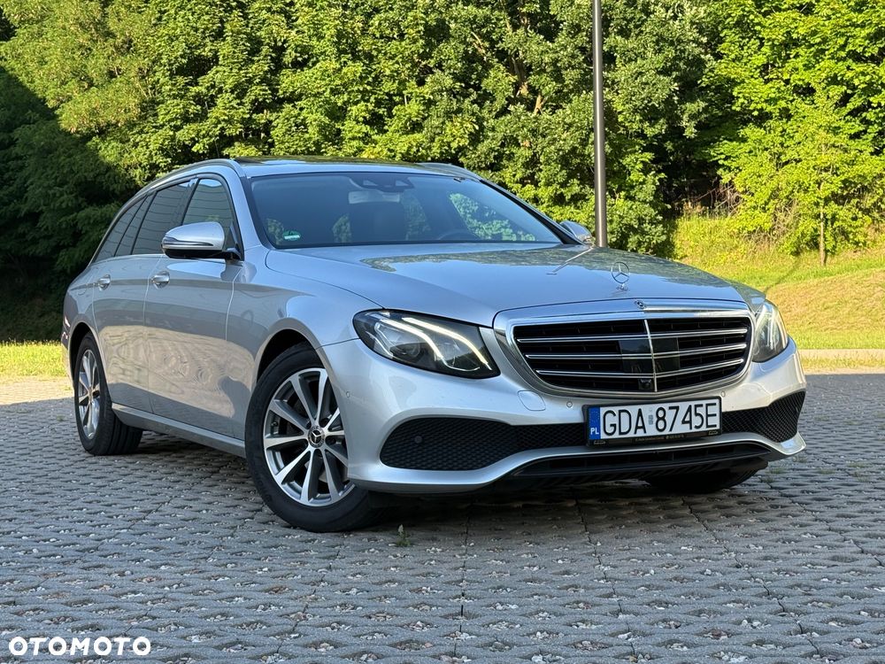 Mercedes-Benz Klasa E 300 d 9G-TRONIC Exclusive - 3