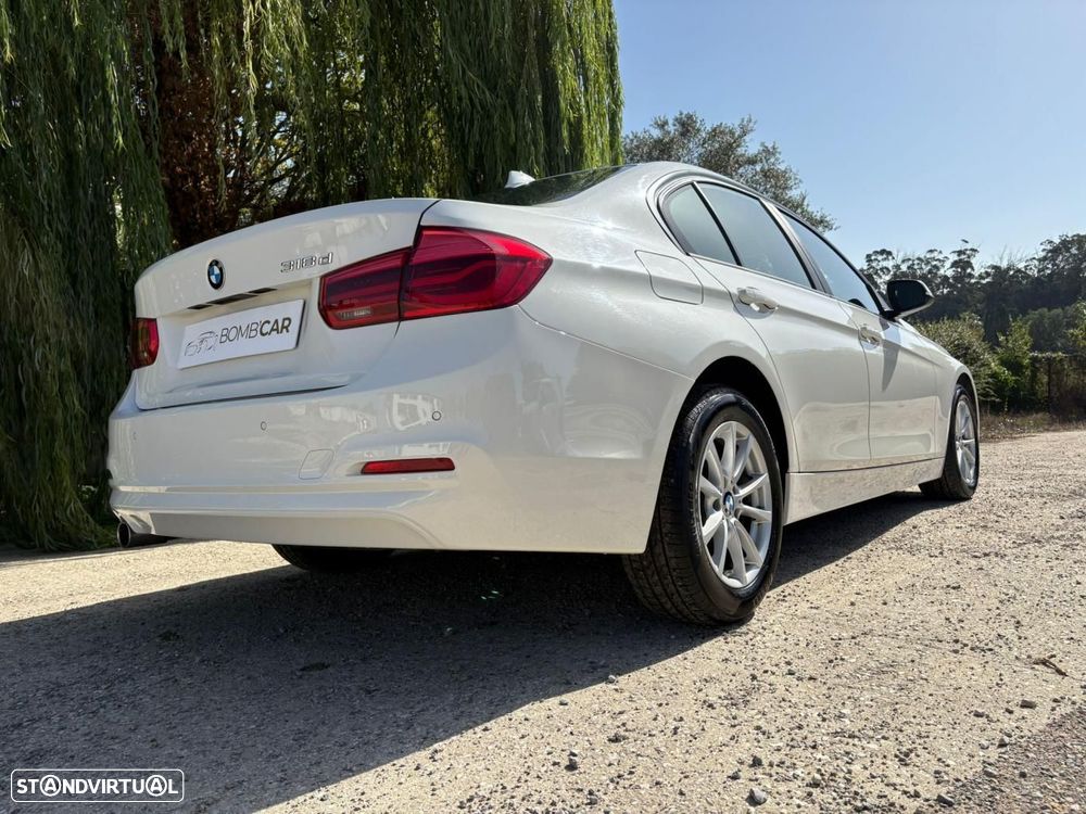 BMW 318 d Auto - 11