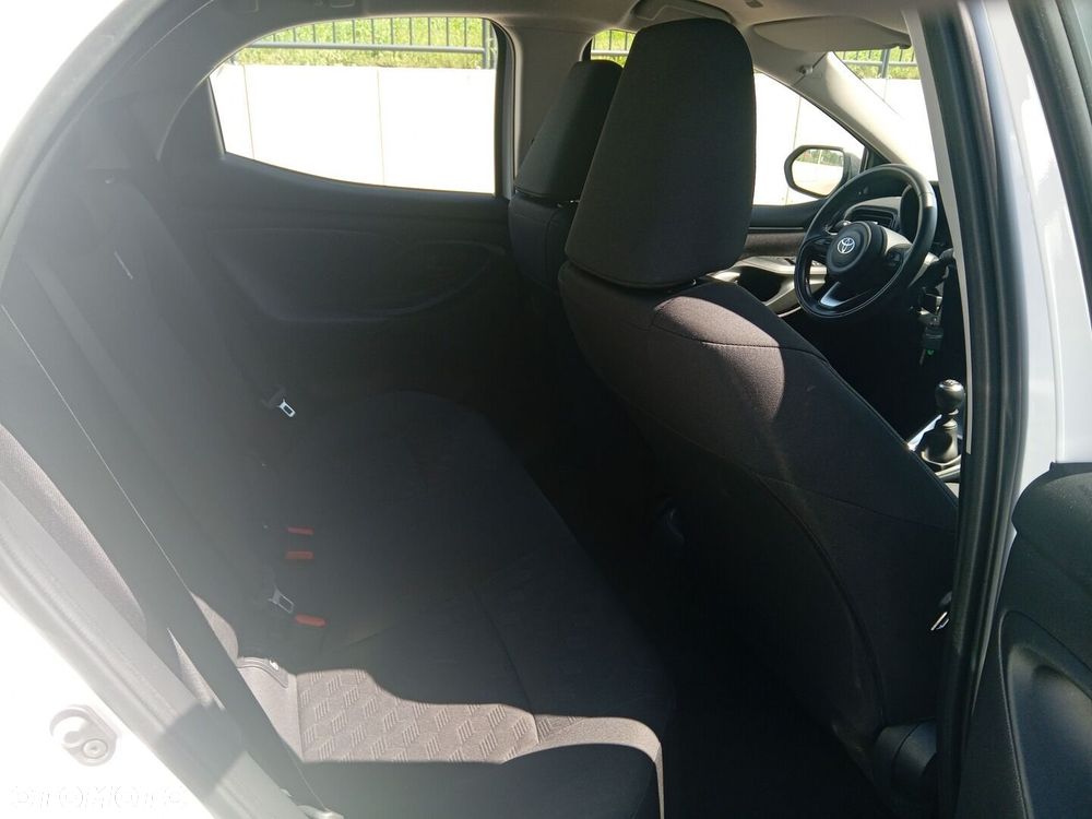Toyota Yaris - 11