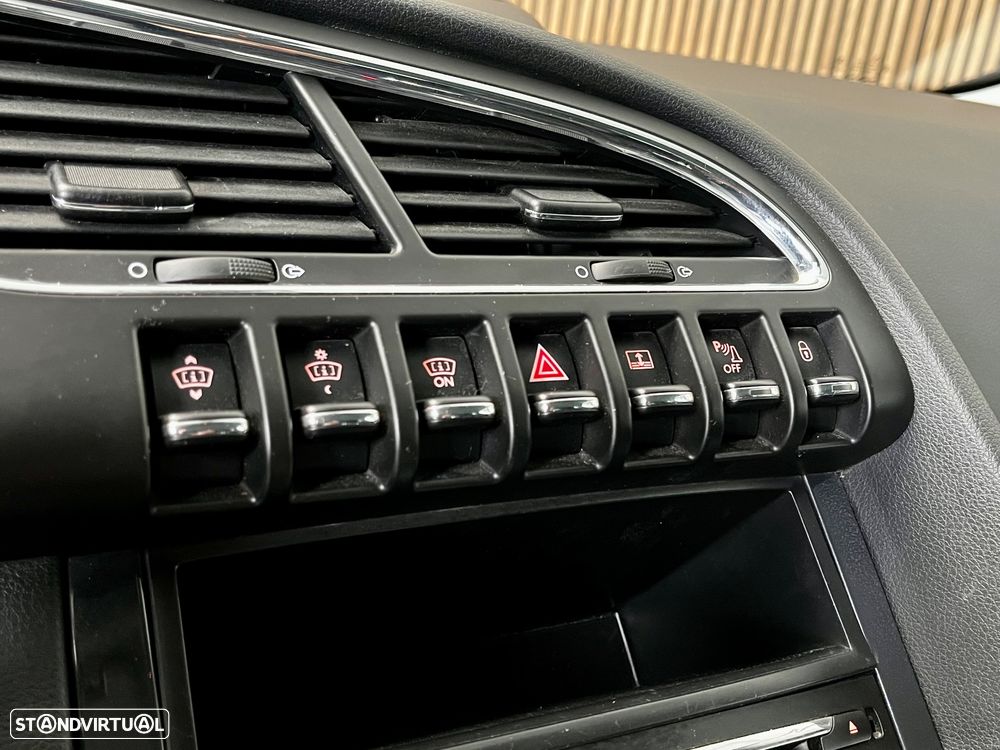 Peugeot 3008 1.6 e-HDi Allure 2-Tronic - 20