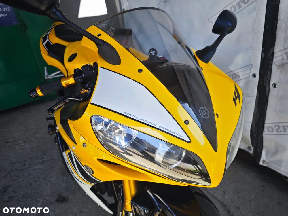 Yamaha YZF - 15