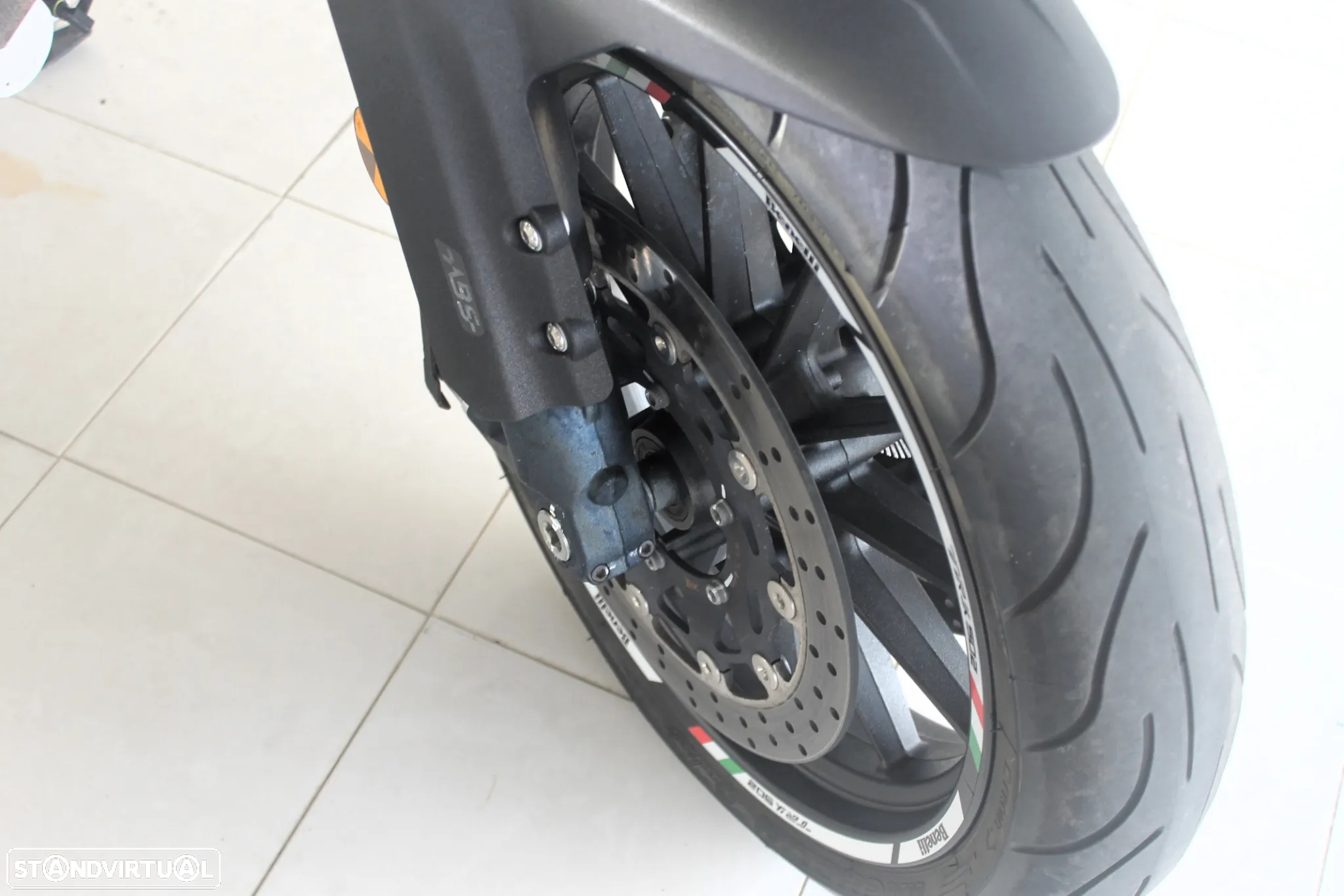 Benelli TRK 502 - 17