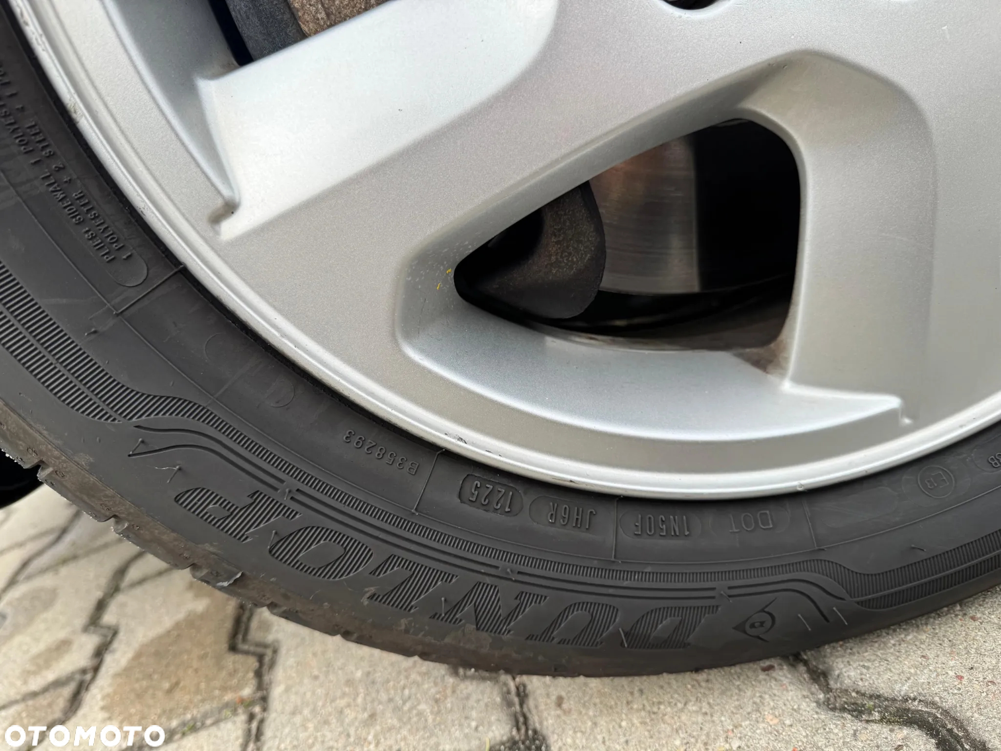 Volvo V50 D3 - 12