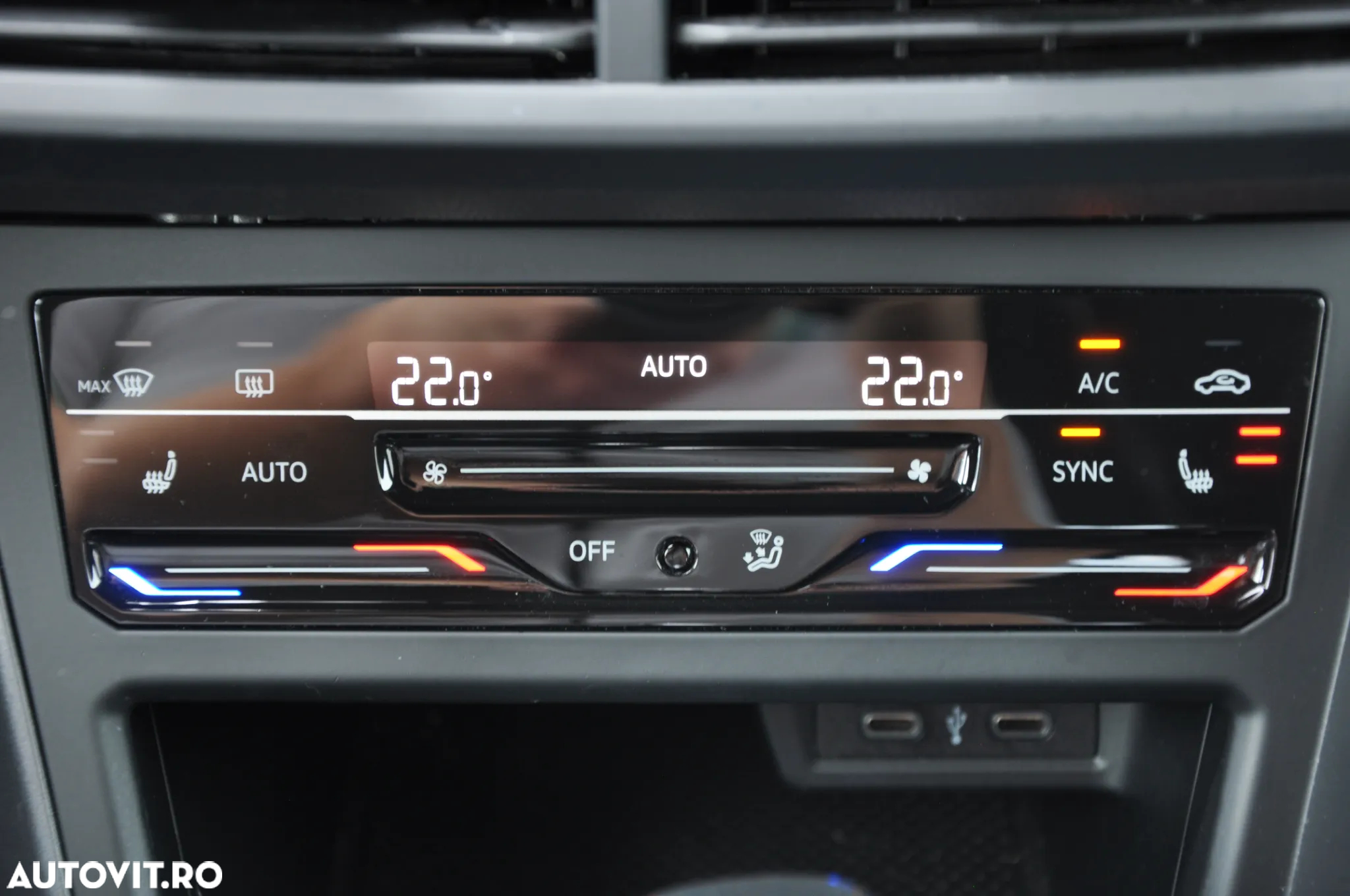 Volkswagen Taigo 1.5 TSI DSG R-Line - 21