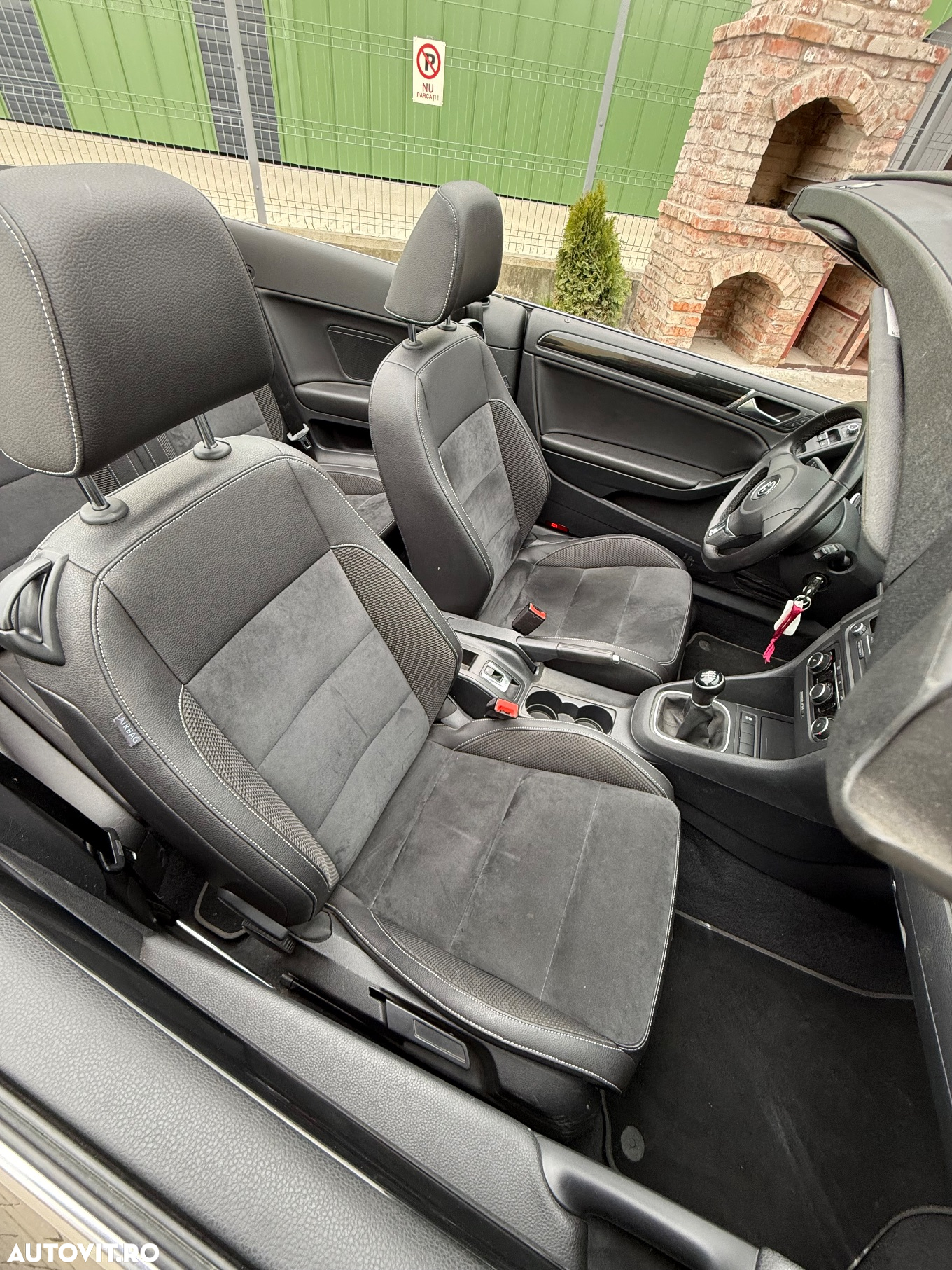 Volkswagen Golf Cabrio 1.6 TDI Exclusive - 9