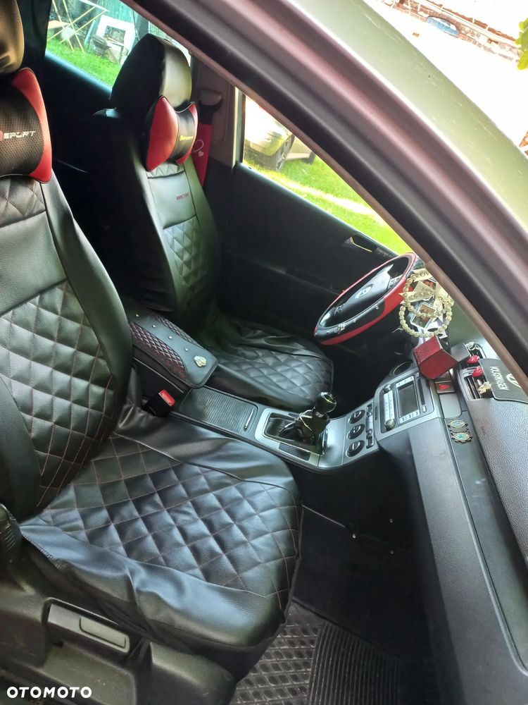 Volkswagen Passat 2.0 TDI Comfortline - 6