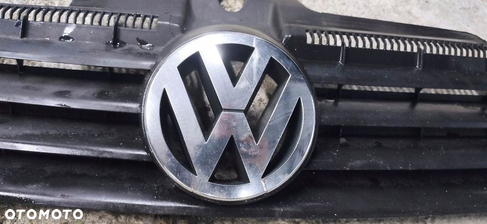 KR GRILL ATRAPA VW POLO IV 9N 01- 6Q0853651 - 4