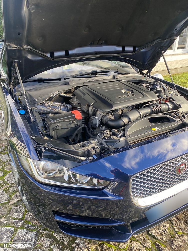 Jaguar XE 2.0 D Prestige Aut. - 31