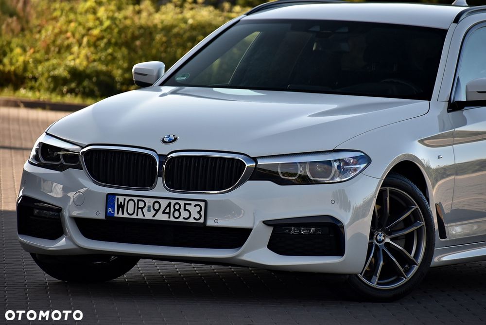 BMW Seria 5 520d M Sport Edition - 1