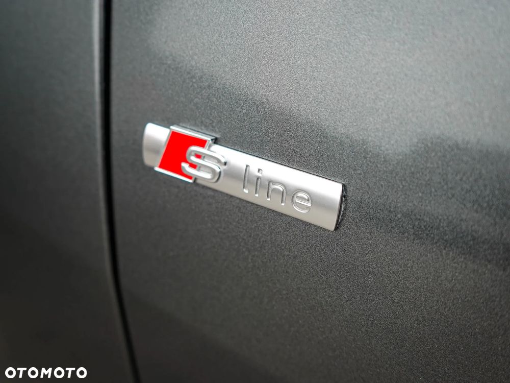 Audi Q8 - 8