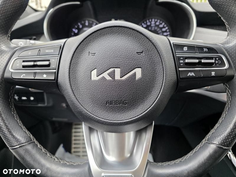 Kia Stinger 2.0 T-GDI GT Line - 21