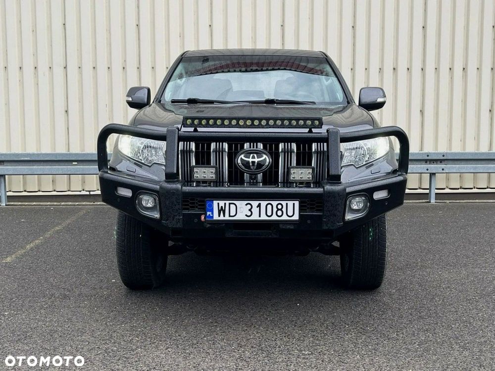 Toyota Land Cruiser 2.8 D-4D Automatik Executive - 3