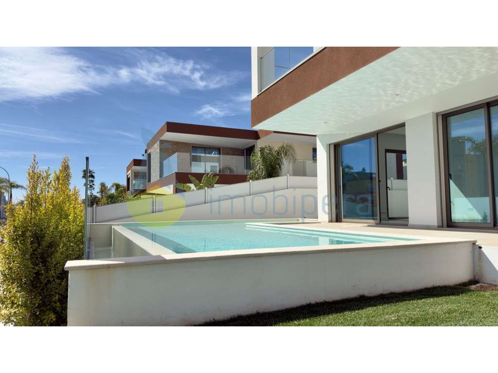 Moradia T3 nova, em Albufeira - Grande imagem: 2/26