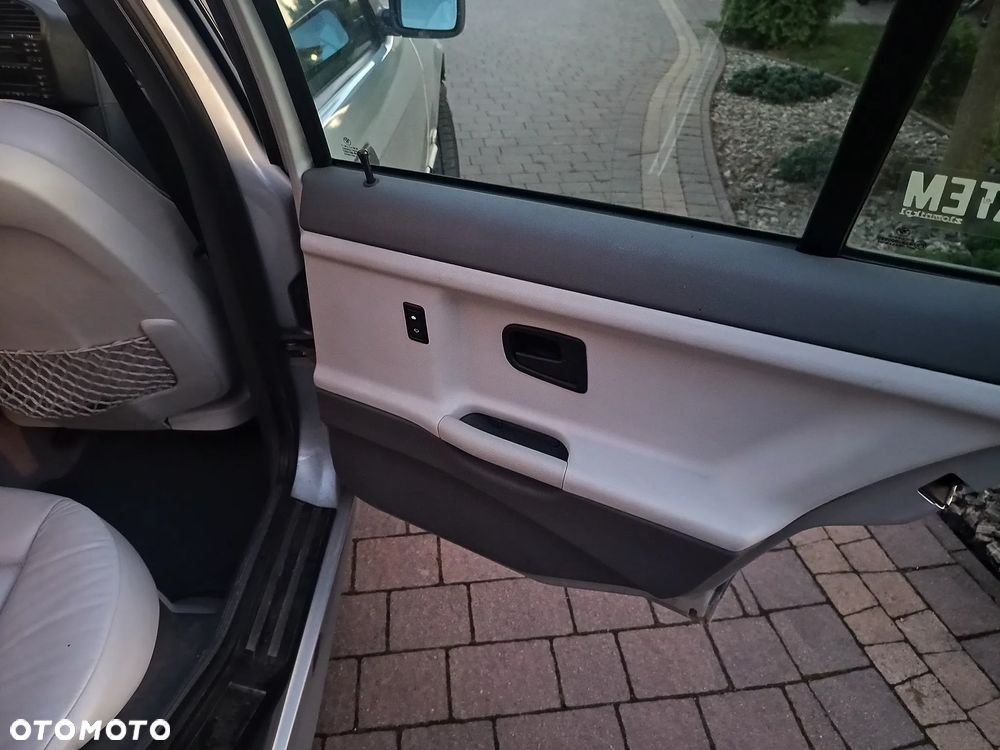 BMW Seria 3 - 8
