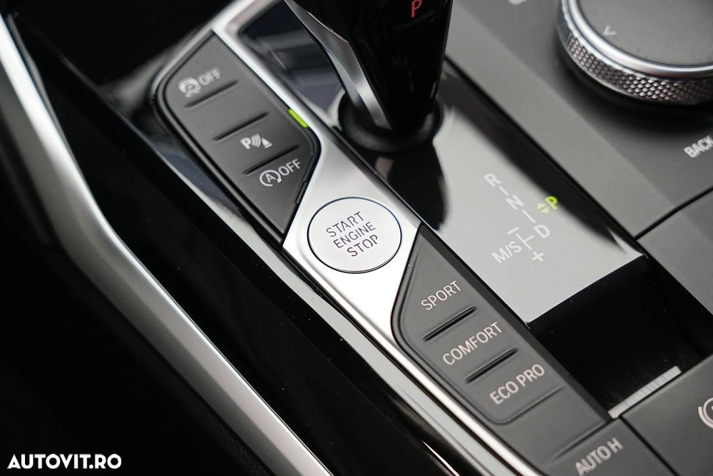 BMW Seria 3 318i Aut. Luxury Line - 13