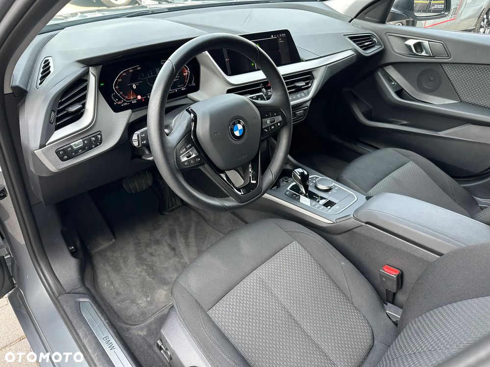 BMW Seria 1 118i - 13