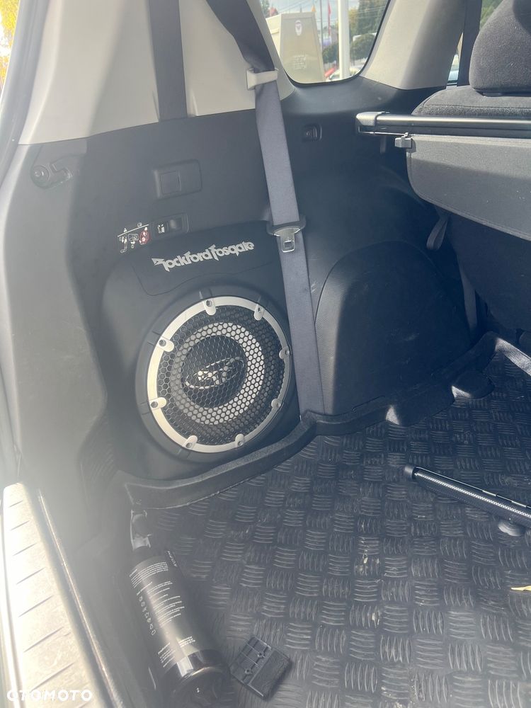 Mitsubishi Outlander - 9